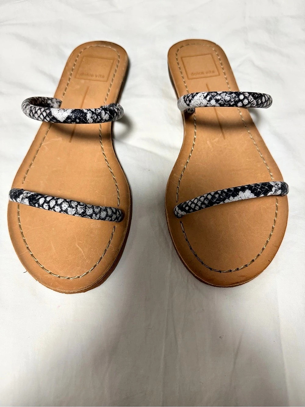 Dolce Vita Animal Print Flat Sandals in Brown & Black Size 6